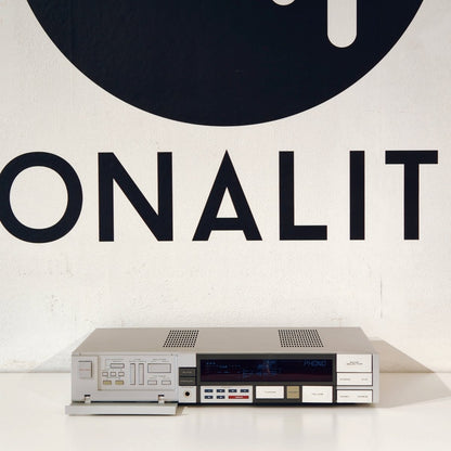 Akai AA-R22 Receiver - Tonality Records