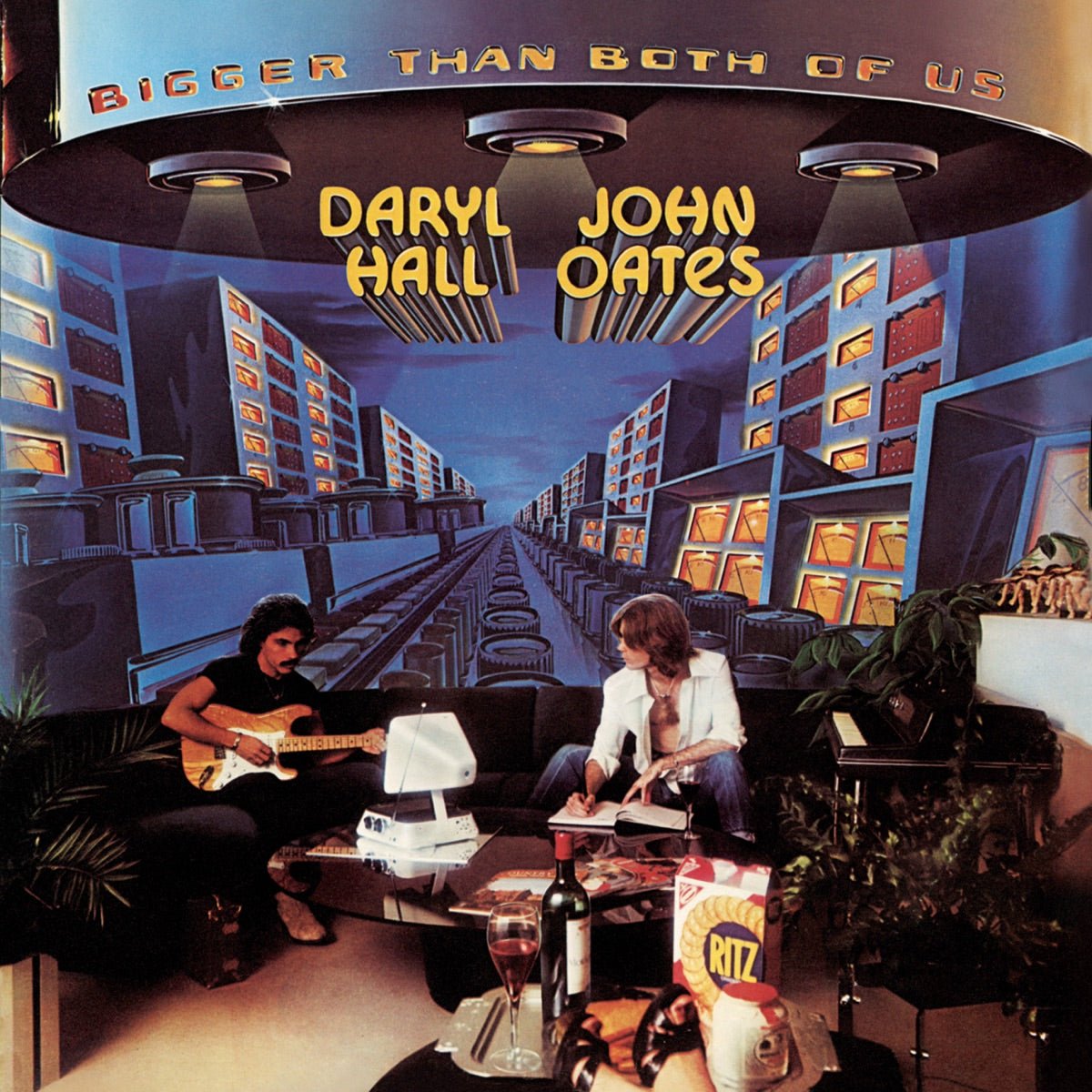Daryl Hall & John Oates - Bigger Than Both of Us [Used Vinyl] - Tonality Records