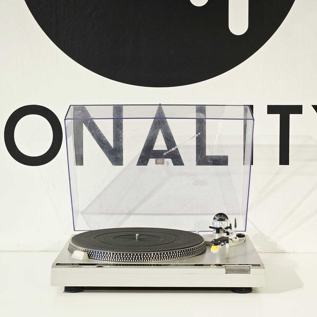 Technics SL - D2 Turntable - Tonality Records