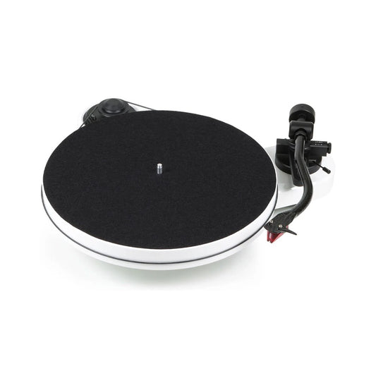 Pro-Ject RPM 1 Carbon Turntable [New Equipment] - Tonality Records